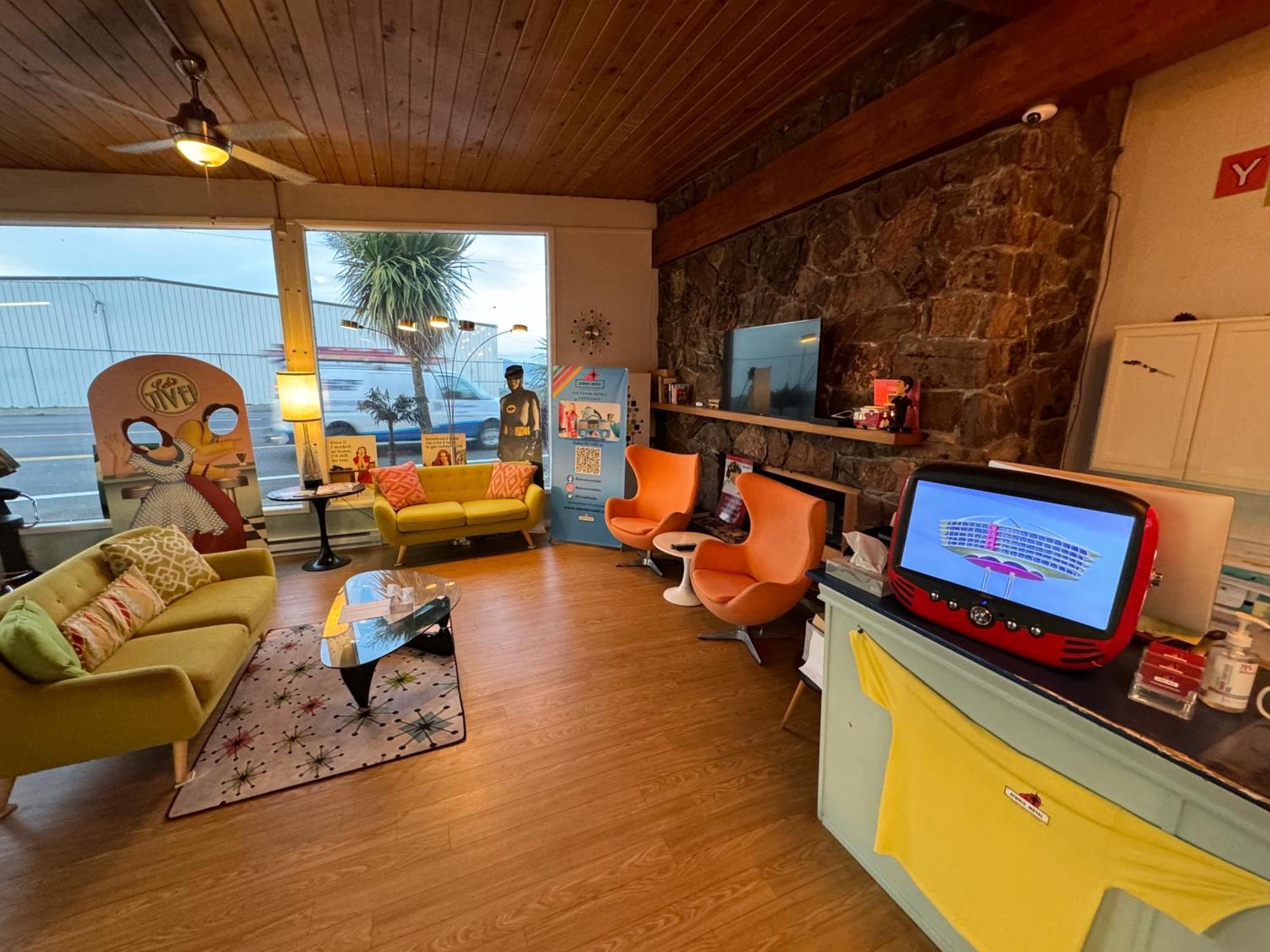 Atomic Motel Astoria Zewnętrze zdjęcie